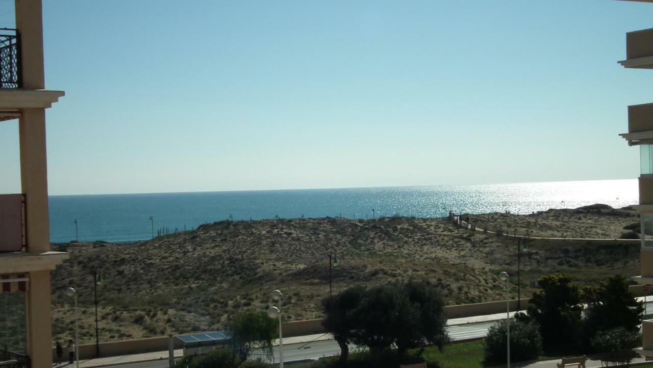 Sea View Apartament لا ماتا المظهر الخارجي الصورة