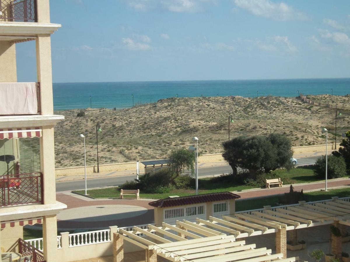Sea View Apartament لا ماتا المظهر الخارجي الصورة