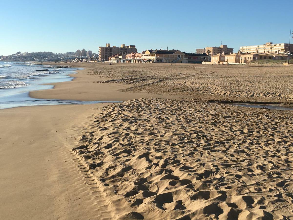 Sea View Apartament لا ماتا المظهر الخارجي الصورة